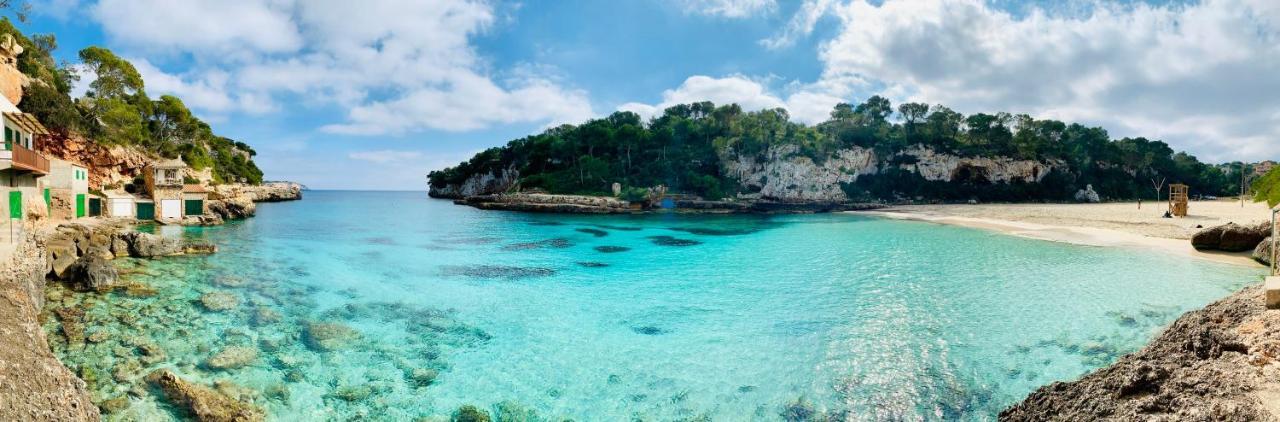 Hostal Cala Llombards Exterior foto